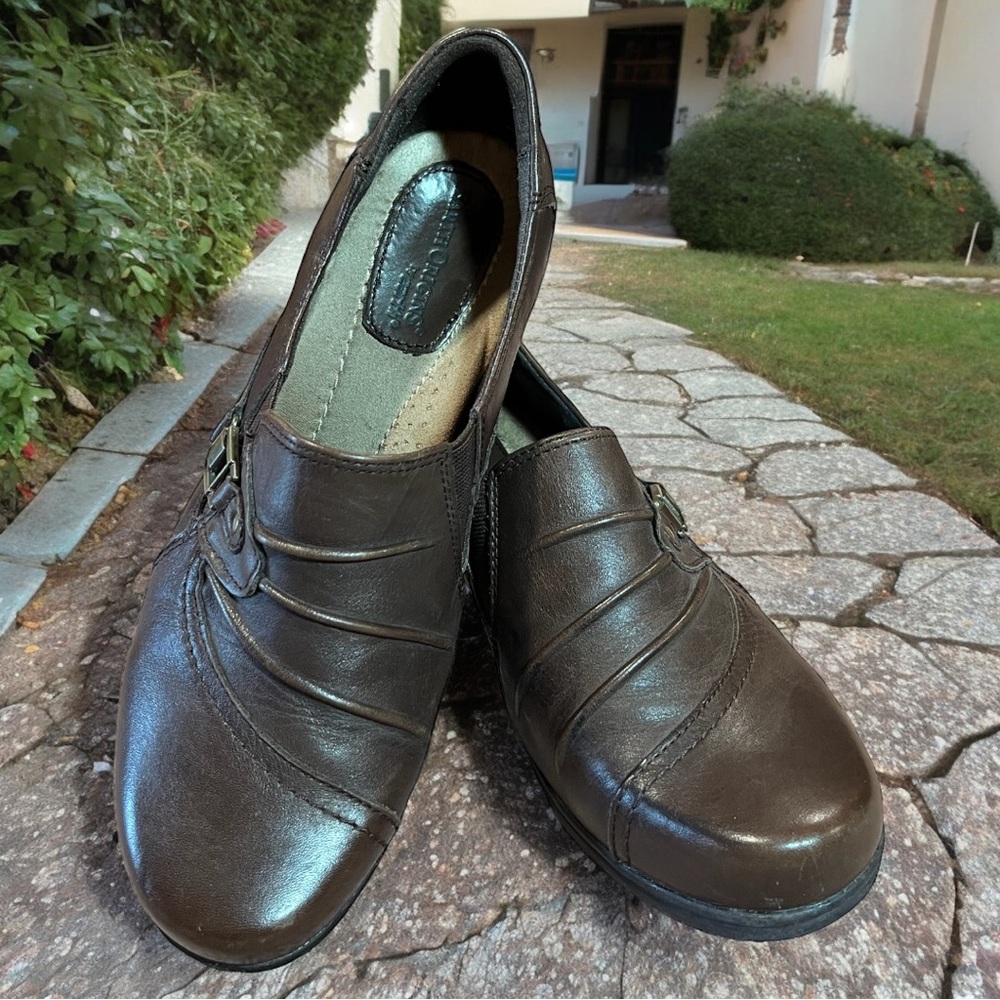 Shoes By Earth Origins